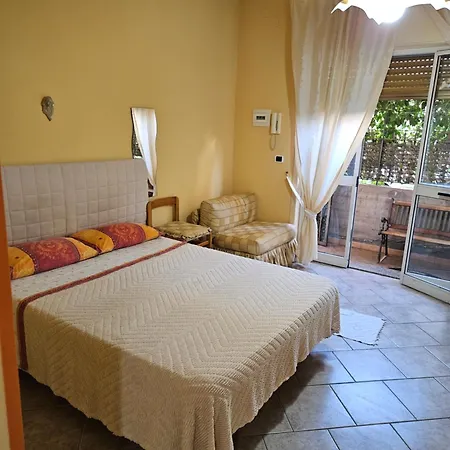 Tiziana Apartment Giardini Naxos